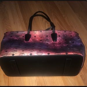 New MCM Galaxy visetos medium tote bag Multi color
